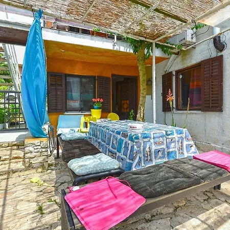 Fuer 3 Personen Ca 25 Qm In Pjescana Uvala, Istrien Istrische Riviera
